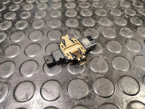 VW Regnsensor OEM 5Q0955559A för Passat B8 image 3