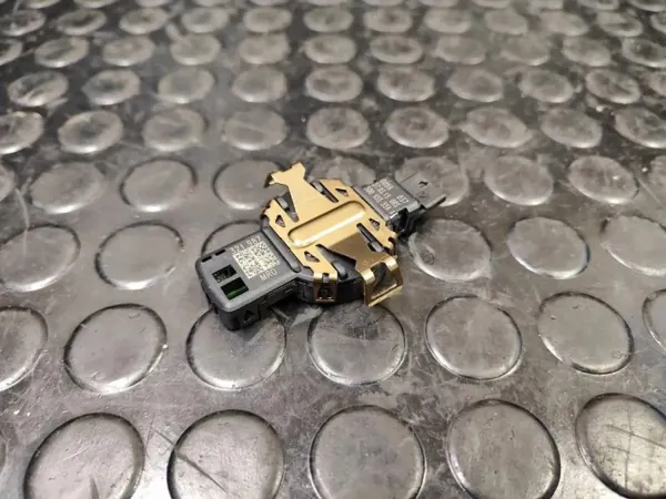 VW Regnsensor OEM 5Q0955559A för Passat B8 image 6