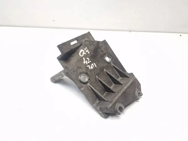 Begagnad Insprutningspumpsfäste OEM 057130147R image 2