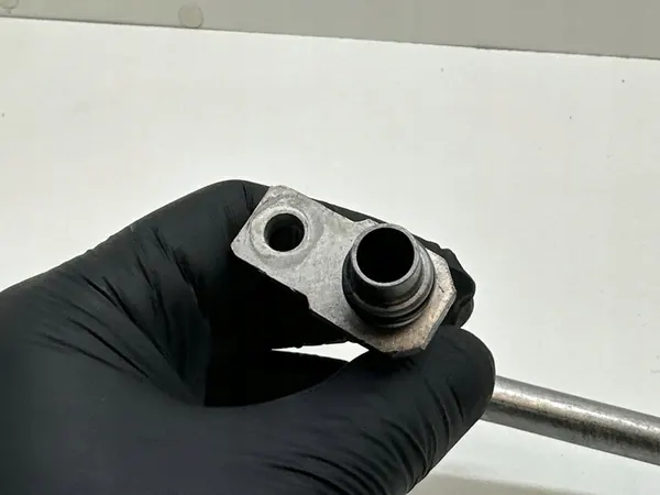 AUDI OE Oil Hose 8K0317826AJ image 3