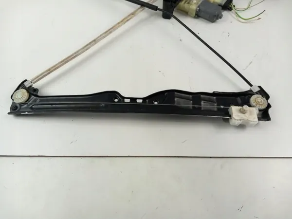 OEM 1857*C Peugeot 308 T9 Régulateur Vitre Avant Droit image 7