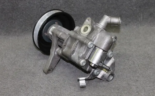 Bomba de direção assistida BMW F01 F02 F07 3.0D 4.0D 5.0D 6798665 image 4