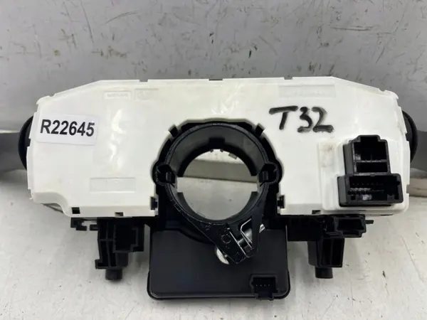 Nissan X-Trail III T32 Schalterbaugruppe 13-21r. OEM 16518sn1 image 7