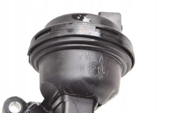 Porsche Panamera lämmitysventtiili OEM 06M121678F image 4