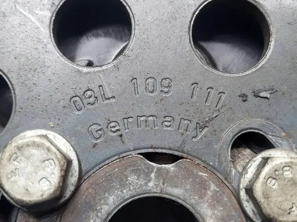 Polia do eixo de comando OEM 03L109111 VW Caddy III image 5