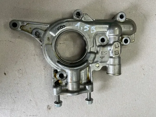 Bomba de aceite HONDA HR-V II 1.5B L15B4 OEM usado image 2