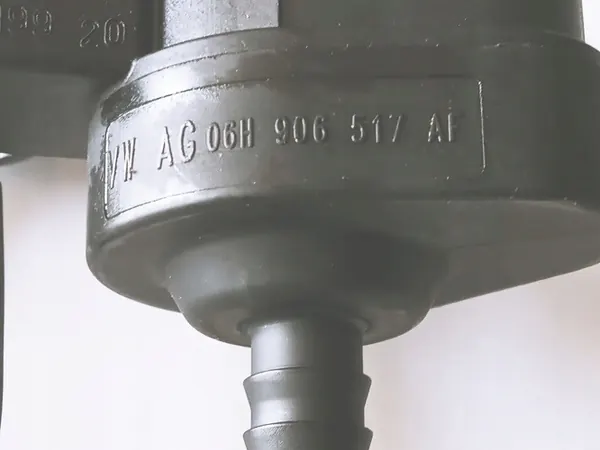 Audi A5 Bränsleventilationsventil TFSI F5 06H906517AF image 4