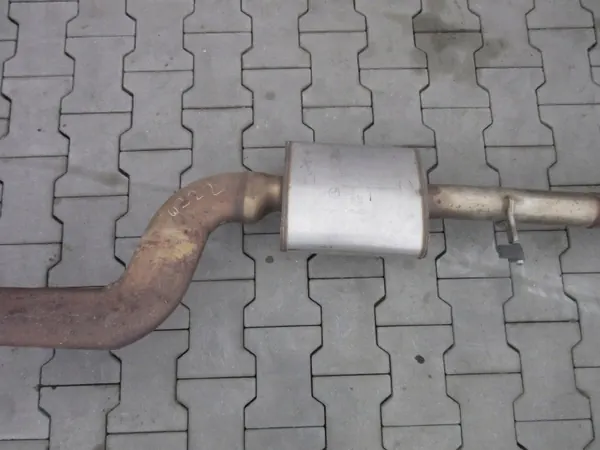 Mercedes S-Klasse W222 Mittelschalldämpfer OEM A2224909301 image 3