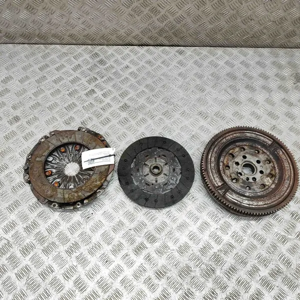 Kytkinsetti Fiat 500L 1.6L 2015 55248440 image 4