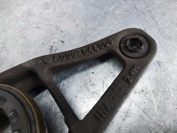 MERCEDES W204 LIFT Kytkinlaakeri A0002544008 image 2