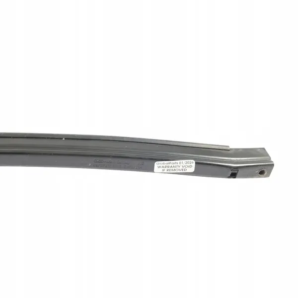 Guia de Janela Audi R8 OEM 420831619 Porta Esquerda image 9
