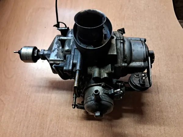 Carburateur Mercedes W123 2.0 Strömberg 175CD image 1