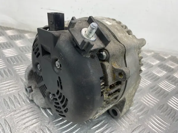 Generaattori 14V 210A BMW X1 E84 2012 OEM 7605061 image 3