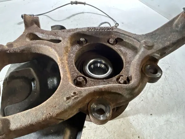 Dodge Challenger 2017 Mozzo ruota anteriore sinistro 04895713AG image 9