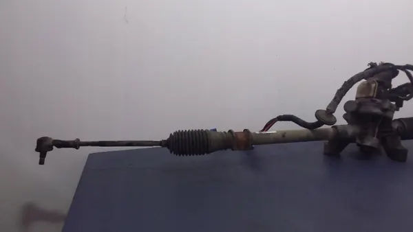 Suzuki Swift III ohjausvaihde OEM S105-069883 image 5
