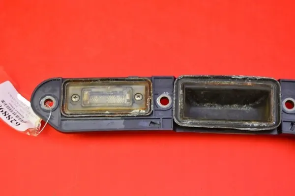 Heckklappengriff VW Jetta 05-11 1T0827574B image 2