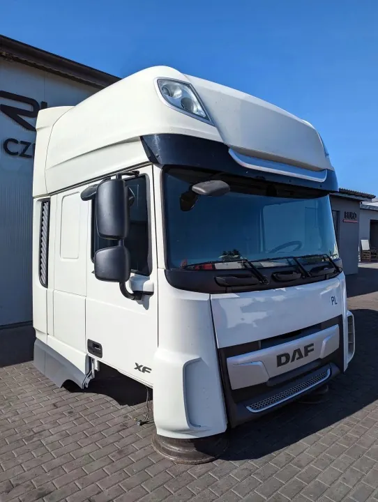 DAF XF 106 LIFT Ohjaamo 2019 - OEM 106 LIFT image 2