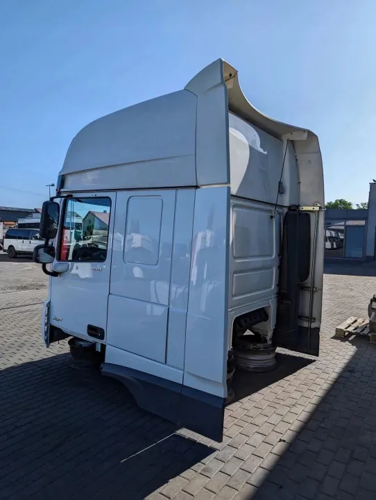 DAF XF 106 LIFT Ohjaamo 2019 - OEM 106 LIFT image 7