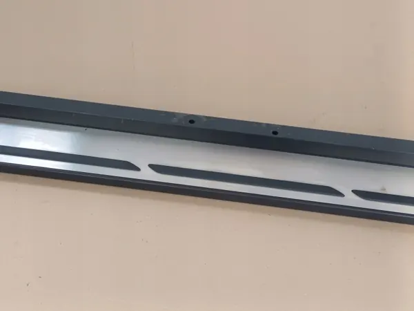 Umbral derecho OEM PW388-0D001 para Toyota Yaris Cross image 3