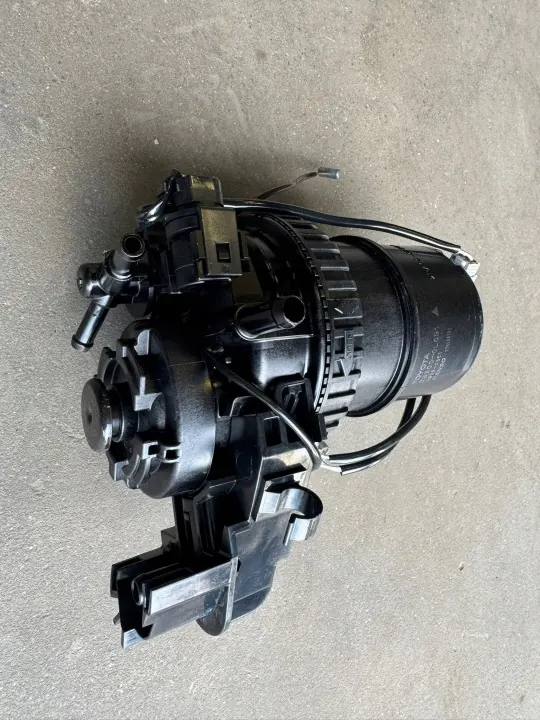 Bränslefilterhus OEM 233000L091 för Toyota Hilux image 3