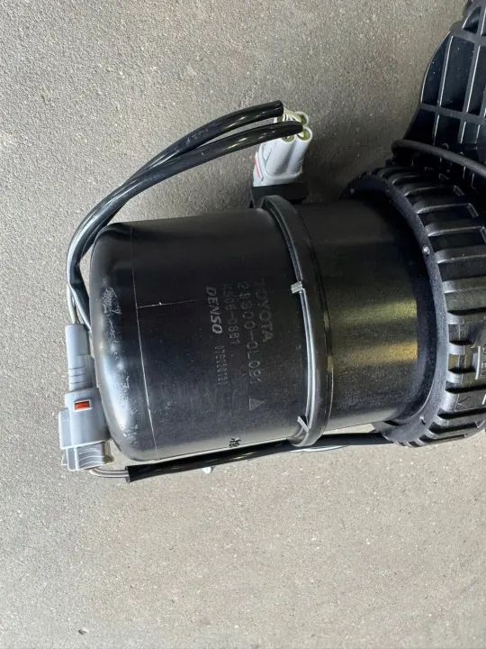Bränslefilterhus OEM 233000L091 för Toyota Hilux image 5