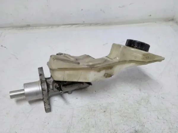 Cilindro de travão OEM 03350886431 para Mazda 3 Sedan image 3