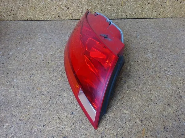 AUDI TT 8J 06-14 Luz Trasera Izquierda 8J0945095B image 3