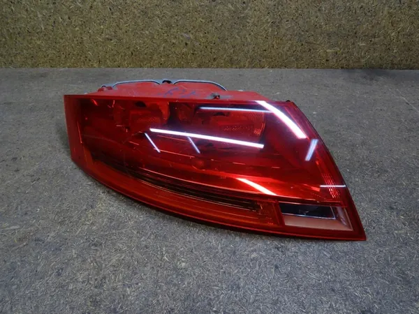 AUDI TT 8J 06-14 Luz Trasera Izquierda 8J0945095B image 6