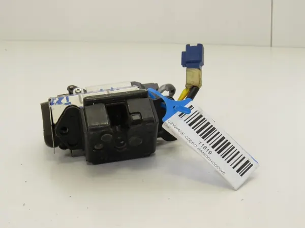 Takaluukun lukko OEM 360169877 Toyota Avensis T25 image 8