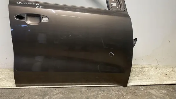 KIA SPORTAGE IV Höger Framdörr D5 15-21 image 2