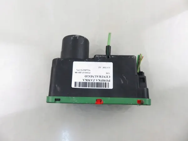 Bomba de cierre central OEM 3A0962257 VW Passat B4 image 2
