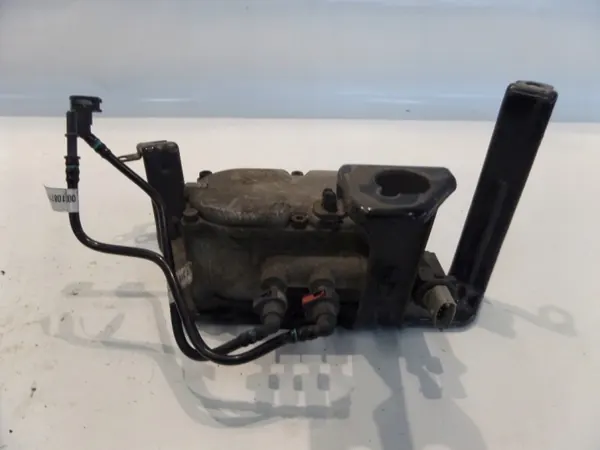 Jeep Cherokee KL 2.0 CRD Bränslefilter Värmare OEM 82138236 image 2