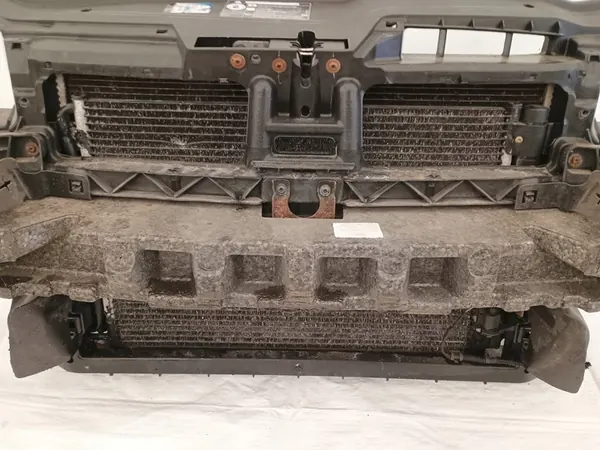 Barra de reforço frontal VW Jetta Golf V image 3