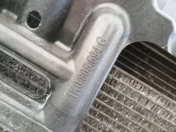 Barra de reforço frontal VW Jetta Golf V image 6