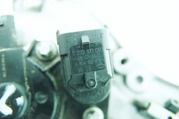 Right Timing Cover Sensors Set - Mercedes SL R230 image 7