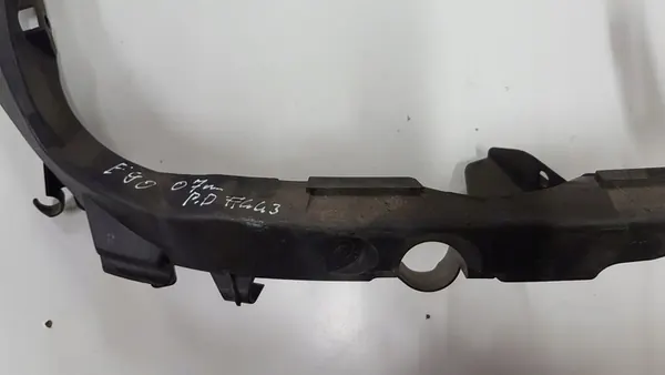 Cache de phare avant gauche BMW 3 (E90) 51647116708 image 2