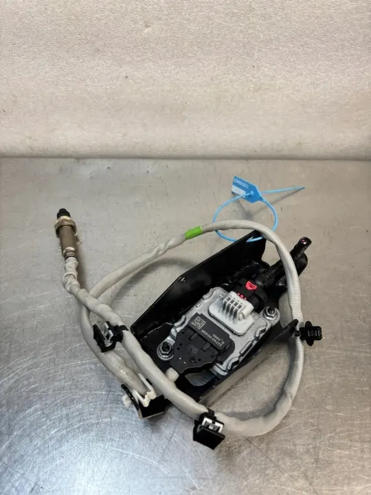 Sonde NOx OEM 227900040R pour Renault Trafic III image 2