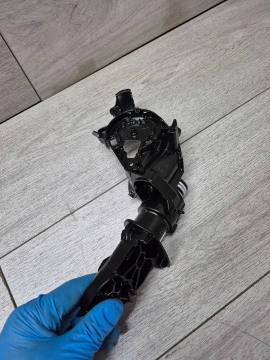 Porsche 991 linke Spiegelbasis OEM 99173121908 image 4