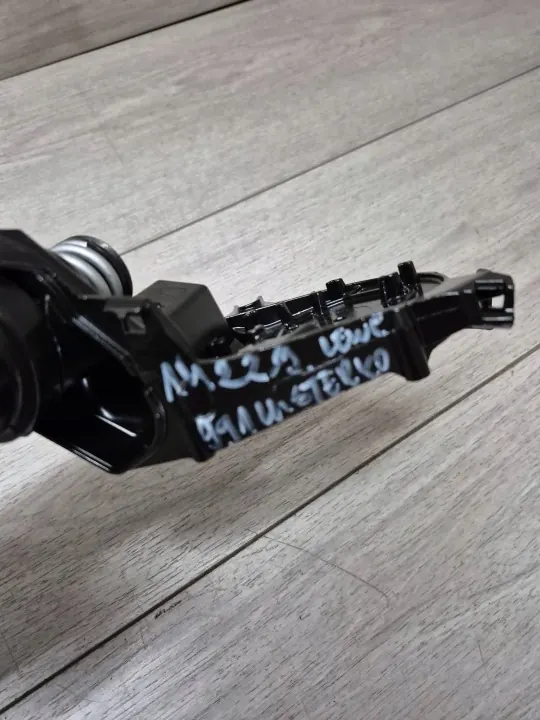 Porsche 991 linke Spiegelbasis OEM 99173121908 image 6
