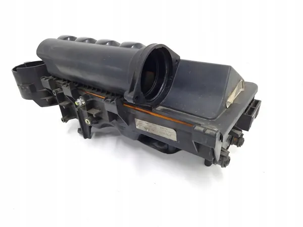 Mercedes-Benz B W245 2010 Ilmansuodattimen kotelo A6400900901 image 6