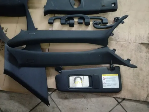 Plafonnier Noir BMW X1 E84 OEM BMW X1 E84 PODSUFITKA image 5