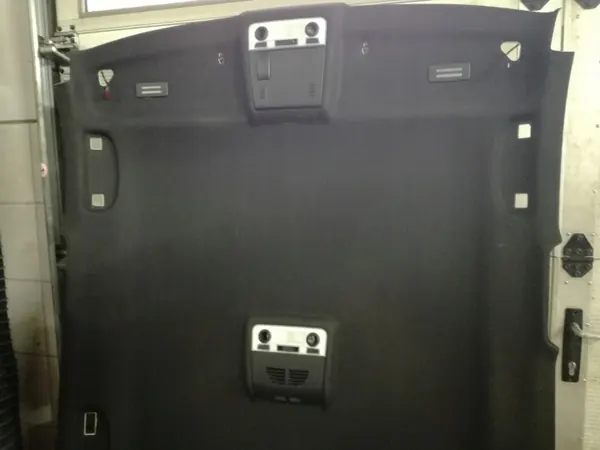 Plafonnier Noir BMW X1 E84 OEM BMW X1 E84 PODSUFITKA image 8