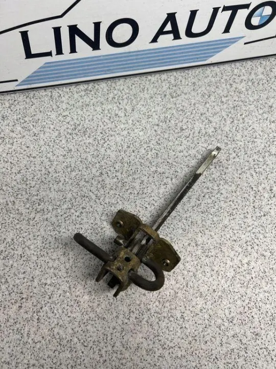 Butée de Porte BMW OEM 1938876 pour E32/E34 image 2