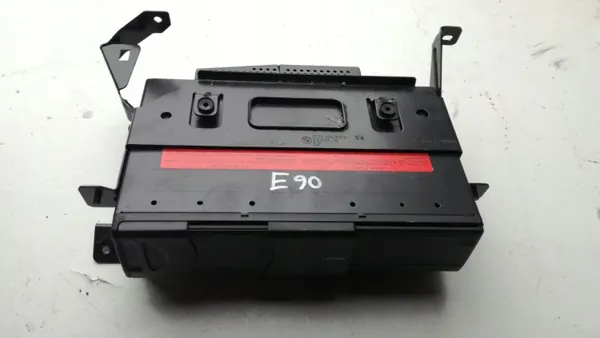 Changer CD BMW OEM 6986077-01 pour E90 2.0D image 2