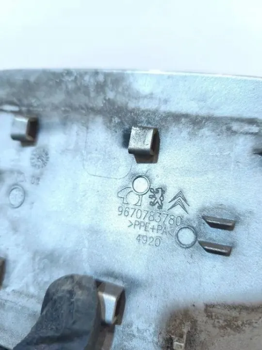 Motor de tapa de combustible OEM 9670783780 Peugeot 508 image 7