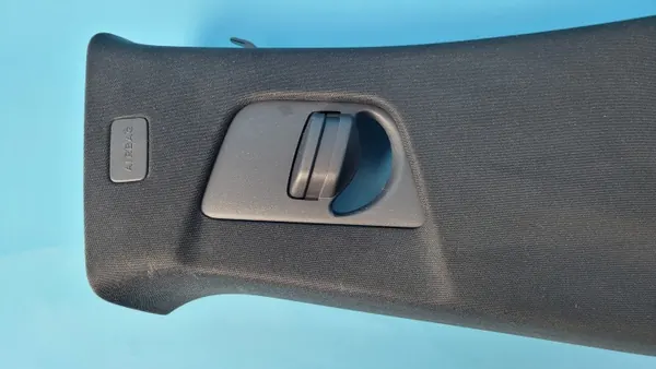 Mercedes B-pilarin kansi OEM A2956907202 Oikea puoli image 8