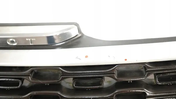 Puskurin ritilä OEM 360150096 Peugeot 208 2012-2015 image 6