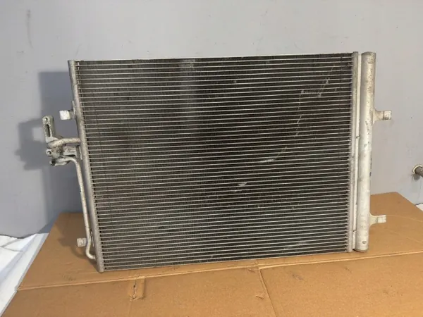 Condenseur AC Volvo S60 OEM 30680275 (2010-2013) image 2