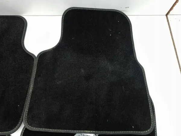 Peugeot 2008 II 2023 Automatten OEM 98324299ZD image 3