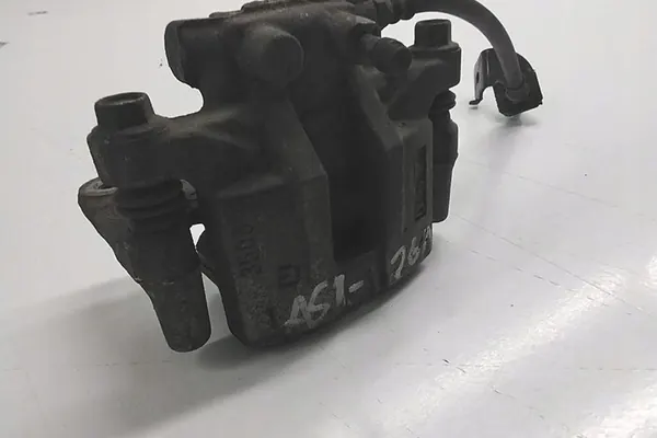 Hinterer linker Bremssattel MITSUBISHI ASX 4605B649 image 2